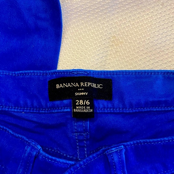 Banana Republic Pants - Banana Republic size 6 Royal blue skinny pant